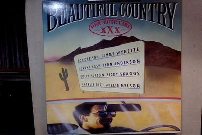 BEAUTIFUL COUNTRY :: 2 x VINYYLI LP, COMPILATION ... 1990 !!