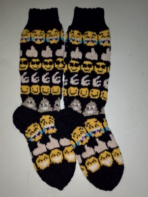 Emojisukat