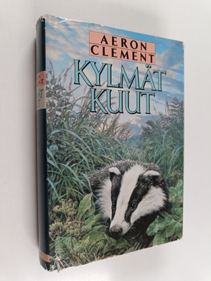 Aeron Clement : Kylmät kuut