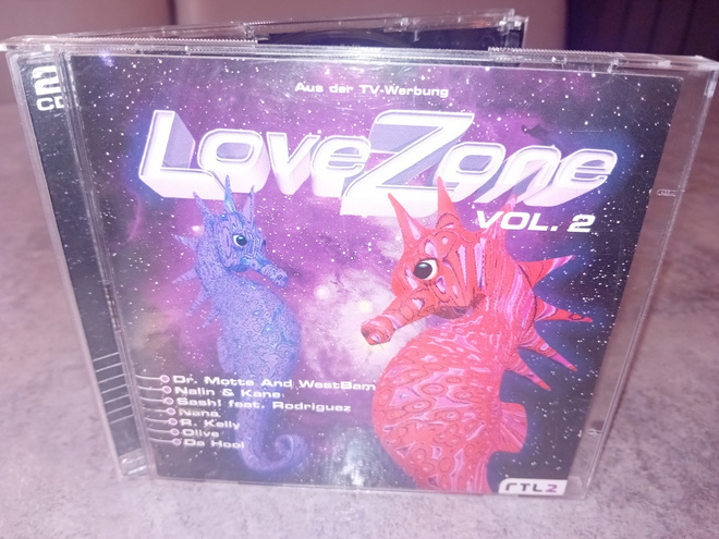 2CD Love Zone vol. 2 ( SIS POSTIKULU  )