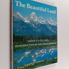 The beautiful land : America in pictures - pikkukuva 1
