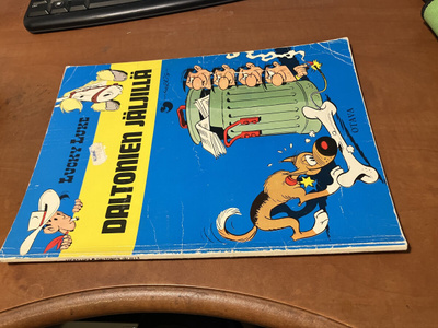 LUCKY LUKE DALTONIEN JÄLJILLÄ