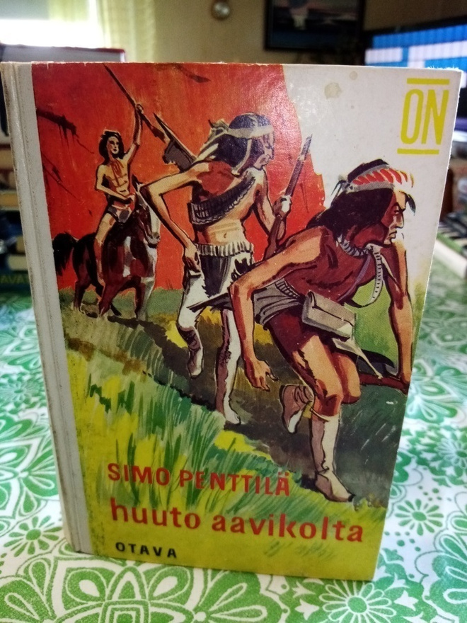 PENTTILÄ :  HUUTO AAVIKOLTA ( SIS POSTIKULU  )