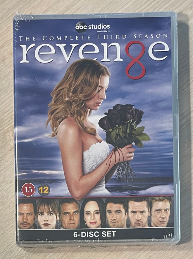 Kosto: Kausi 3 (6DVD) Emily VanCamp (UUSI)