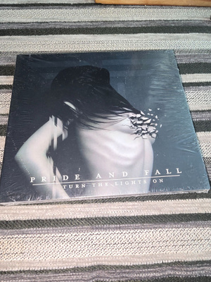 Pride and Fall – Turn the Lights On CD 2014 – digipak – UUSI