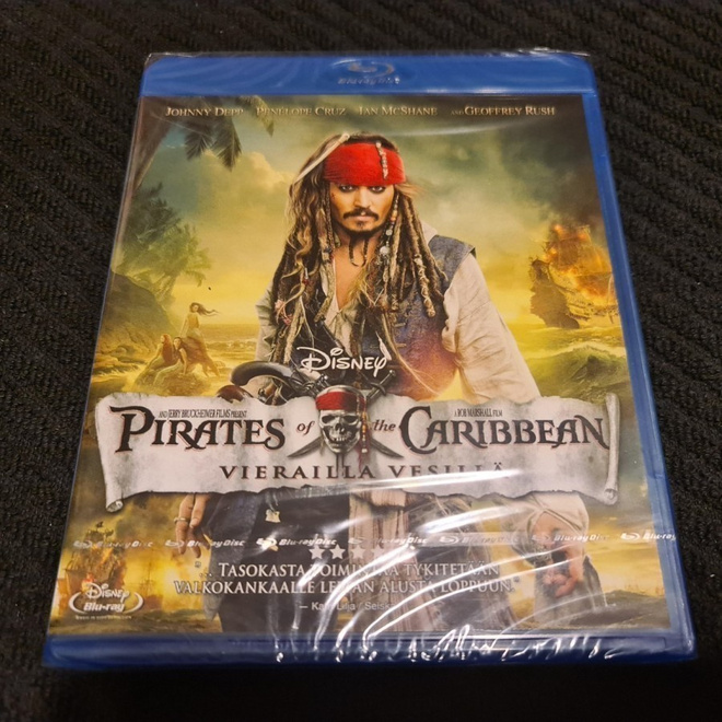 BLU-RAY /  Pirates of the Caribbean - Vierailla Vesillä