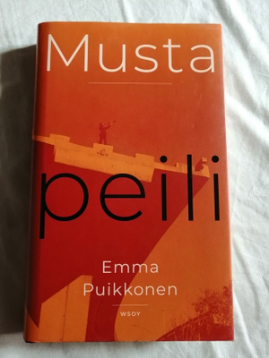 Puikkonen, Emma: Musta peili