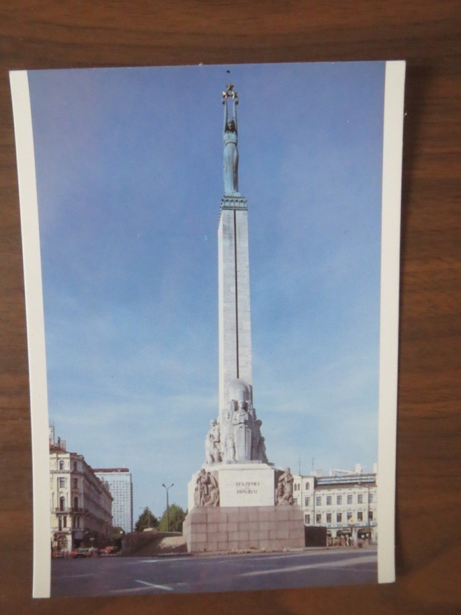 CCCP (Latvia): Vapauden muistomerkki, Riga