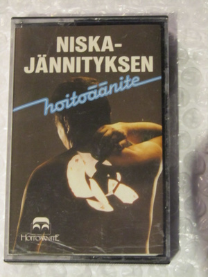 Niskajännityksen • Hoitoäänite C-Kasetti