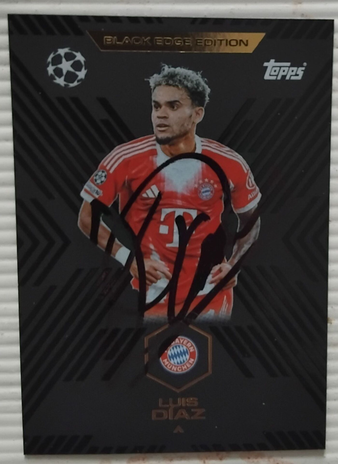 Luis Diaz Bayern Munchen signed