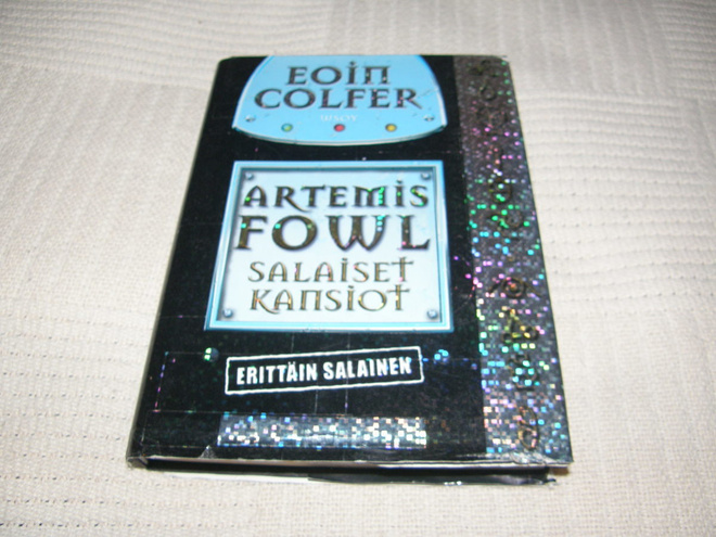 Eoin Colfer Artemis Fowl Salaiset kansiot   -sid