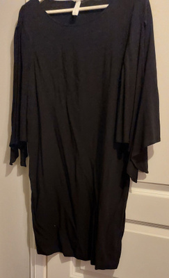 Mekko hihoista avoin koko 38
