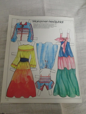 MARIANNEN JUHLAKENGÄT - paperinukkesivu v 1977