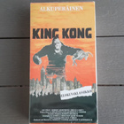 VHS: King Kong (Fay Wray, Robert Armtrong 1933/2001) UUSI - pikkukuva 1