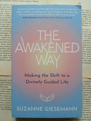 Suzanne Giesemann - The Awakened Way (softcover)