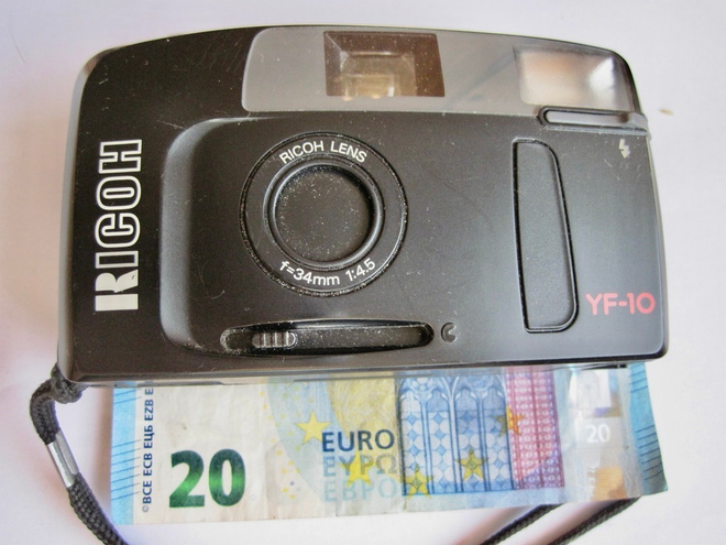 VANHA Kamera Ricoh YF-10