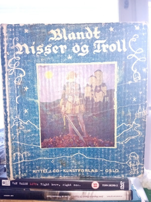 Blandt nisser og troll I  ( 1929 ) SIS POSTIKULU