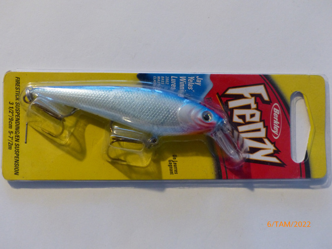 BERKLEY FRENZY Firestick Suspending 9cm Väri: Blue White