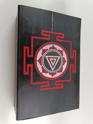 Gregory David Roberts : The mountain shadow