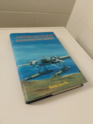 Kavo Laurila: Jatkosodan kaukopartiolennot