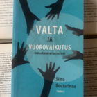 Simo Routarinne - Valta ja vuorovaikutus (nid.) - pikkukuva 1