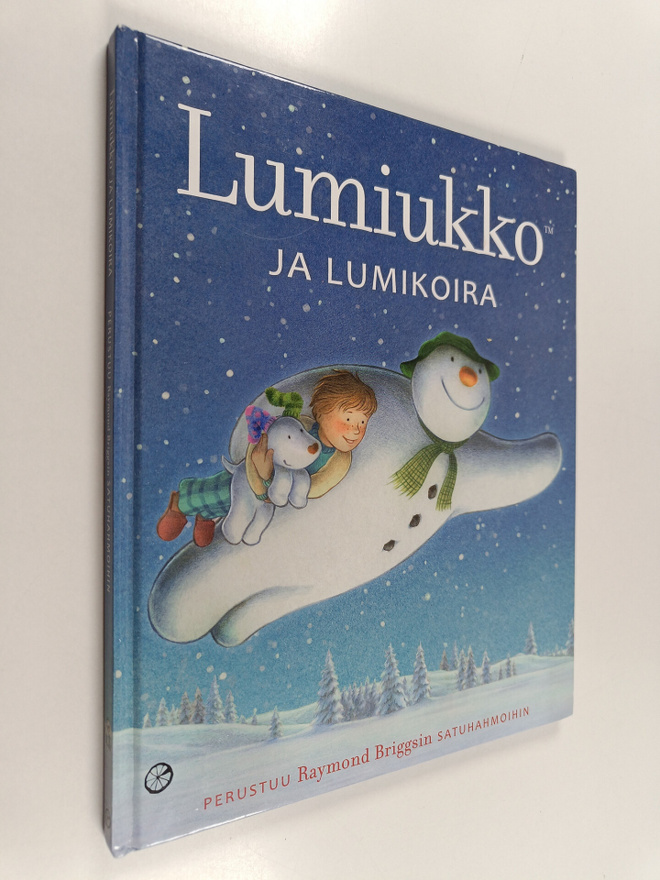 Raymond Briggs : Lumiukko ja lumikoira