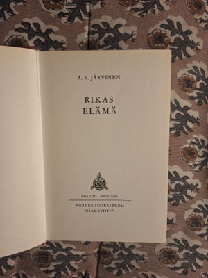 A.E.Järvinen : Rikas elämä 4p
