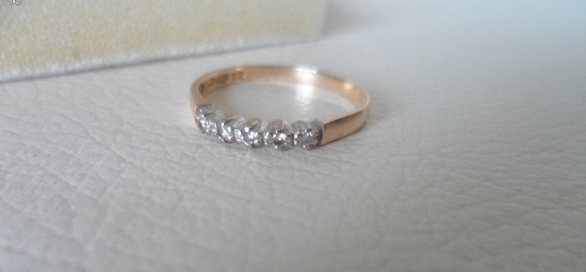 Timanttisormus koko 16 kulta 14K