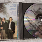 Tuomari Nurmio & Viides Kolonna : MAAILMANPYÖRÄ PALAA * CD * - pikkukuva 2