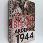 Antony Beevor : Ardennit 1944 : Hitlerin viimeinen uhkayr... - pikkukuva 1