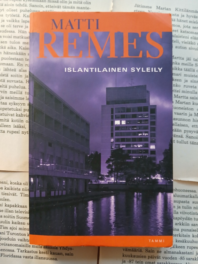 Matti Remes - Islantilainen syleily (pokkari)