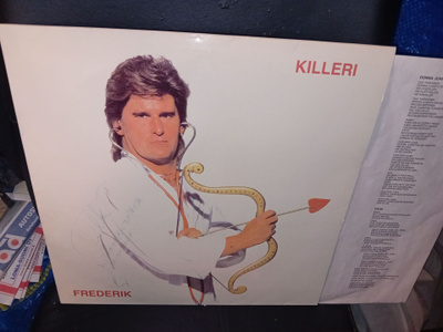 LP FREDERIK KILLERI ( SIGNED  ) SIS POSTIKULU