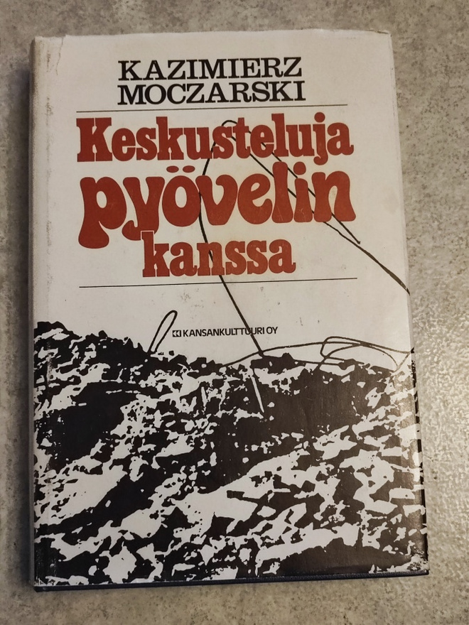 Keskusteluja pyövelin kanssa Kazimierz Moczarski