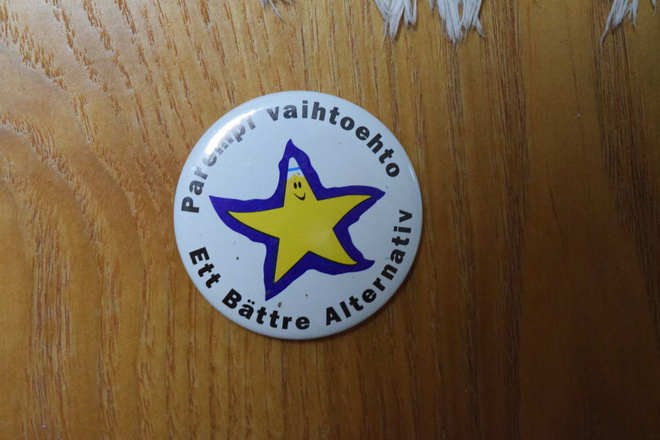 rintanappeja / Pinssi valitse listalta