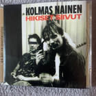 KOLMAS NAINEN: Hikiset siivut. * FIN 2000 - pikkukuva 1