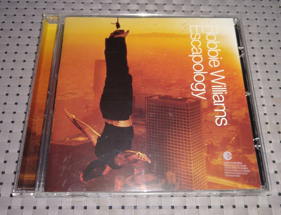 ROBBIE WILLIAMS ESCAPOLOGY CD