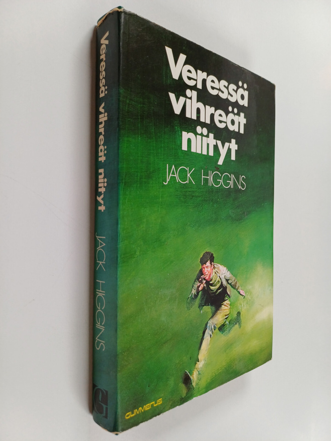 Jack Higgins : Veressä vihreät niityt