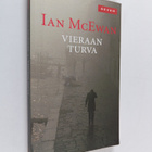 Ian McEwan : Vieraan turva - pikkukuva 1