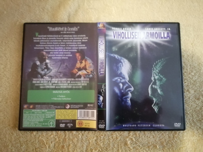 VIHOLLISEN ARMOILLA DVD