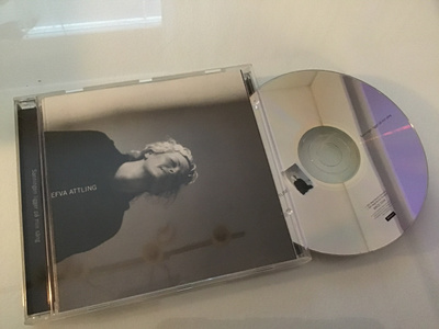 Efva Attling . Sanningen ligger på min säng CD