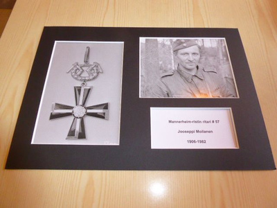 Mannerheim-ristin ritari valokuvat A4 paspis