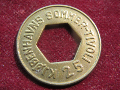 Kjöpenhavs Sommertivoli-poeltti token 25 öre Tanska-Denmark