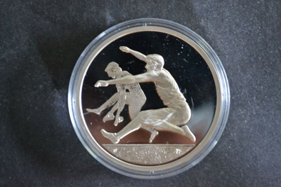 Olympia Kreikka 2004 10€ 1 oz puhdasta hopeaa (pituus)