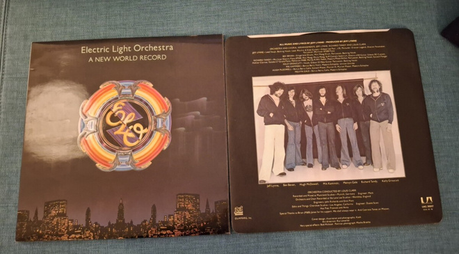 ELECTRIC LIGHT ORCHESTRA New World Record  UAG 30017 1976