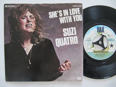 Suzi Quatro  She's In Love With You 7" sinkku