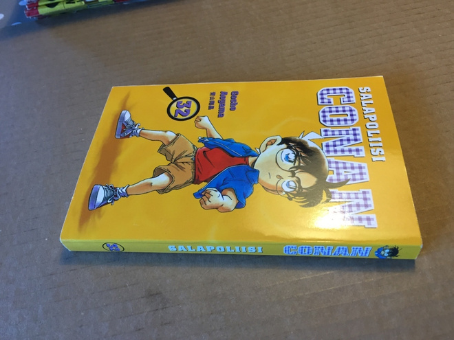 AOYAMA SALAPOLIISI CONAN 32 HYVÄ