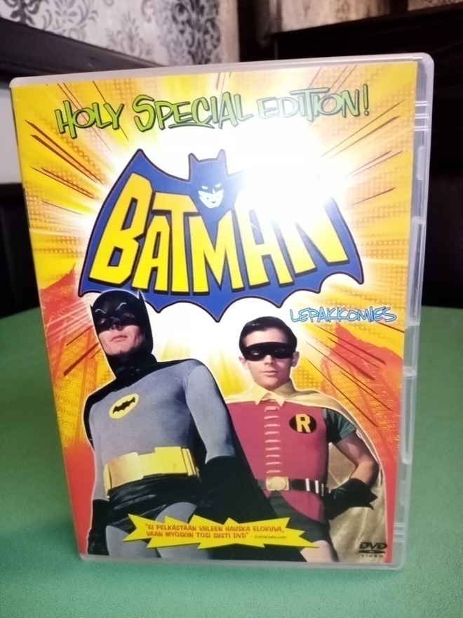 DVD BATMAN LEPAKKOMIES 1966 ( SIS POSTIKULU )