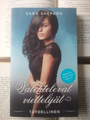 Sara Shepard - Täydellinen (pokkari)