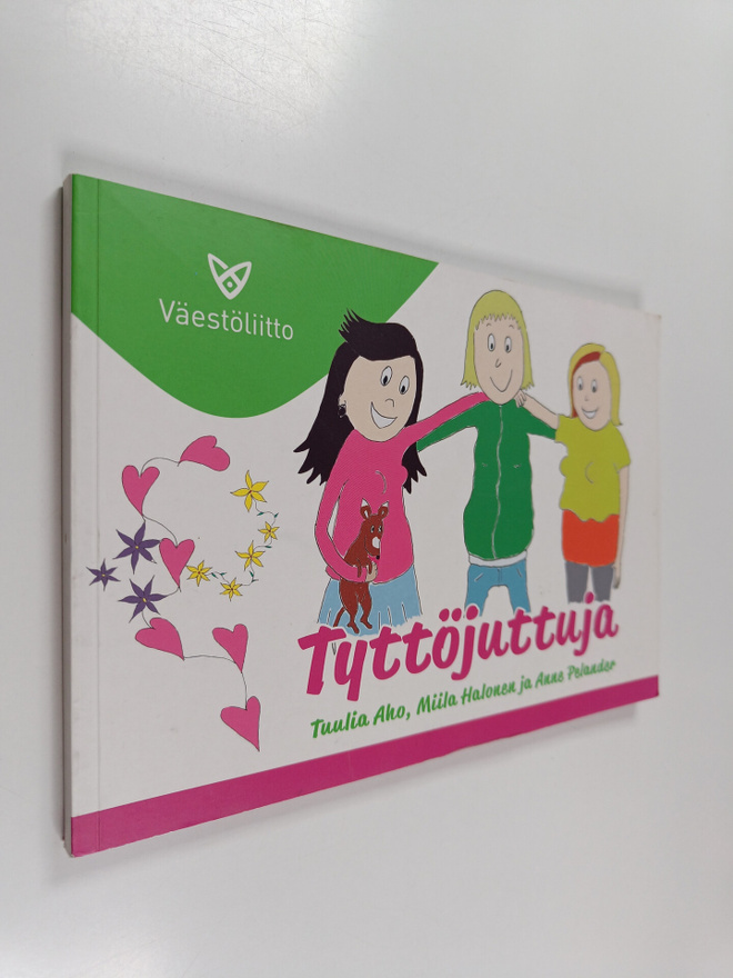 Tuulia Aho : Tyttöjuttuja