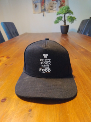 Be nice i Cook your food-lippis